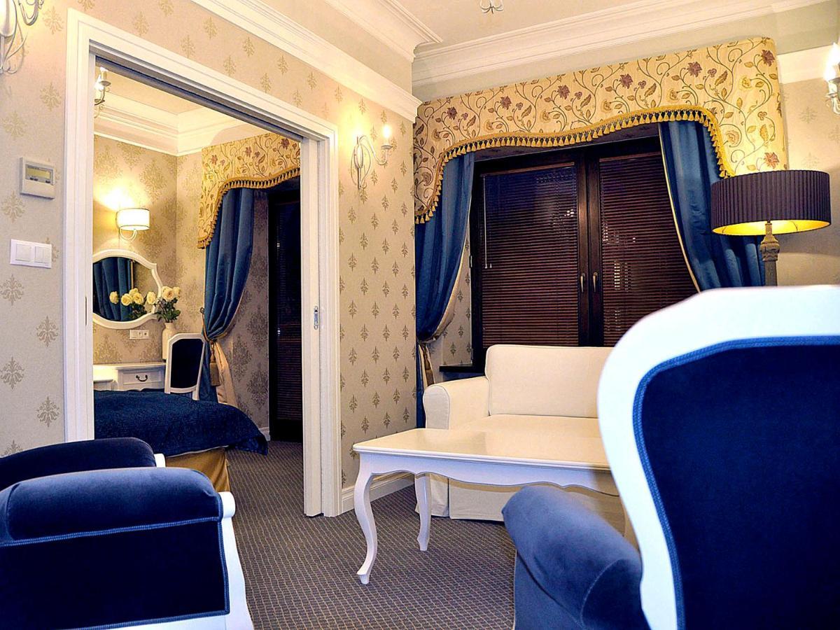 Sleepwalker Boutique Suites Breslavia Exterior foto