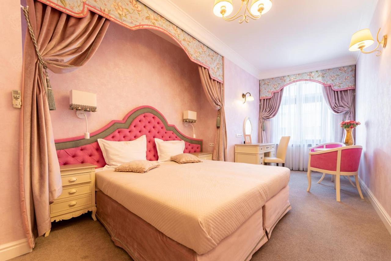 Sleepwalker Boutique Suites Breslavia Exterior foto