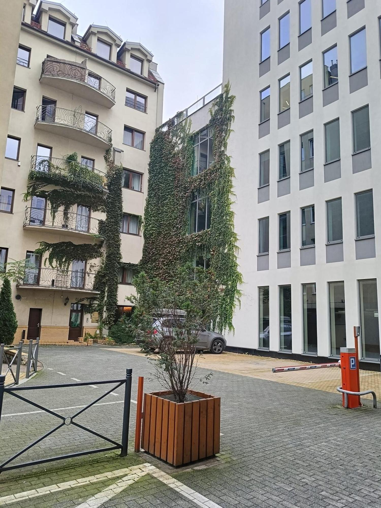 Sleepwalker Boutique Suites Breslavia Exterior foto