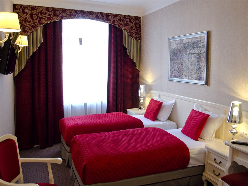 Sleepwalker Boutique Suites Breslavia Exterior foto