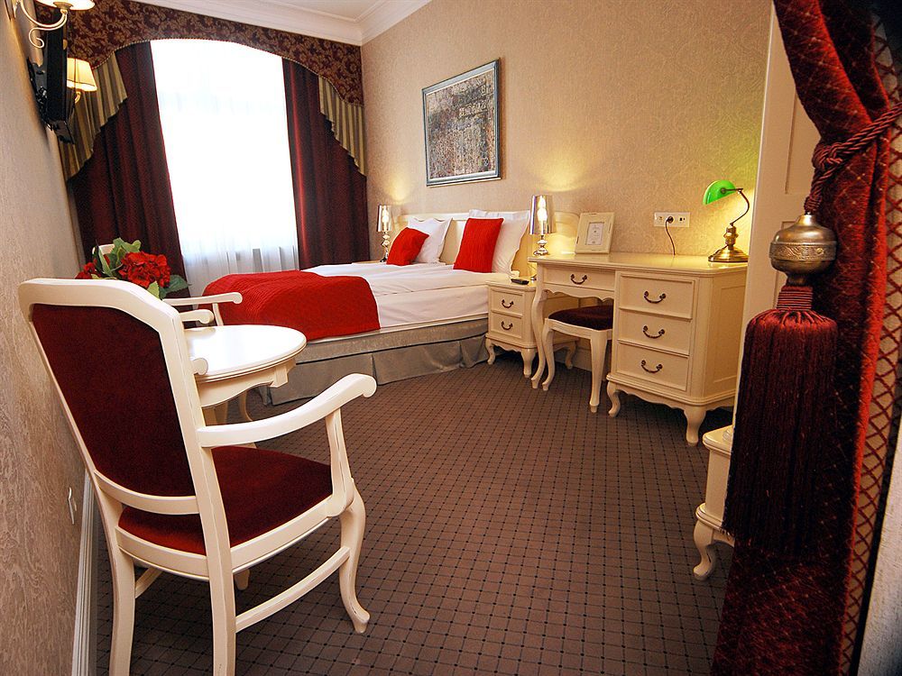 Sleepwalker Boutique Suites Breslavia Exterior foto