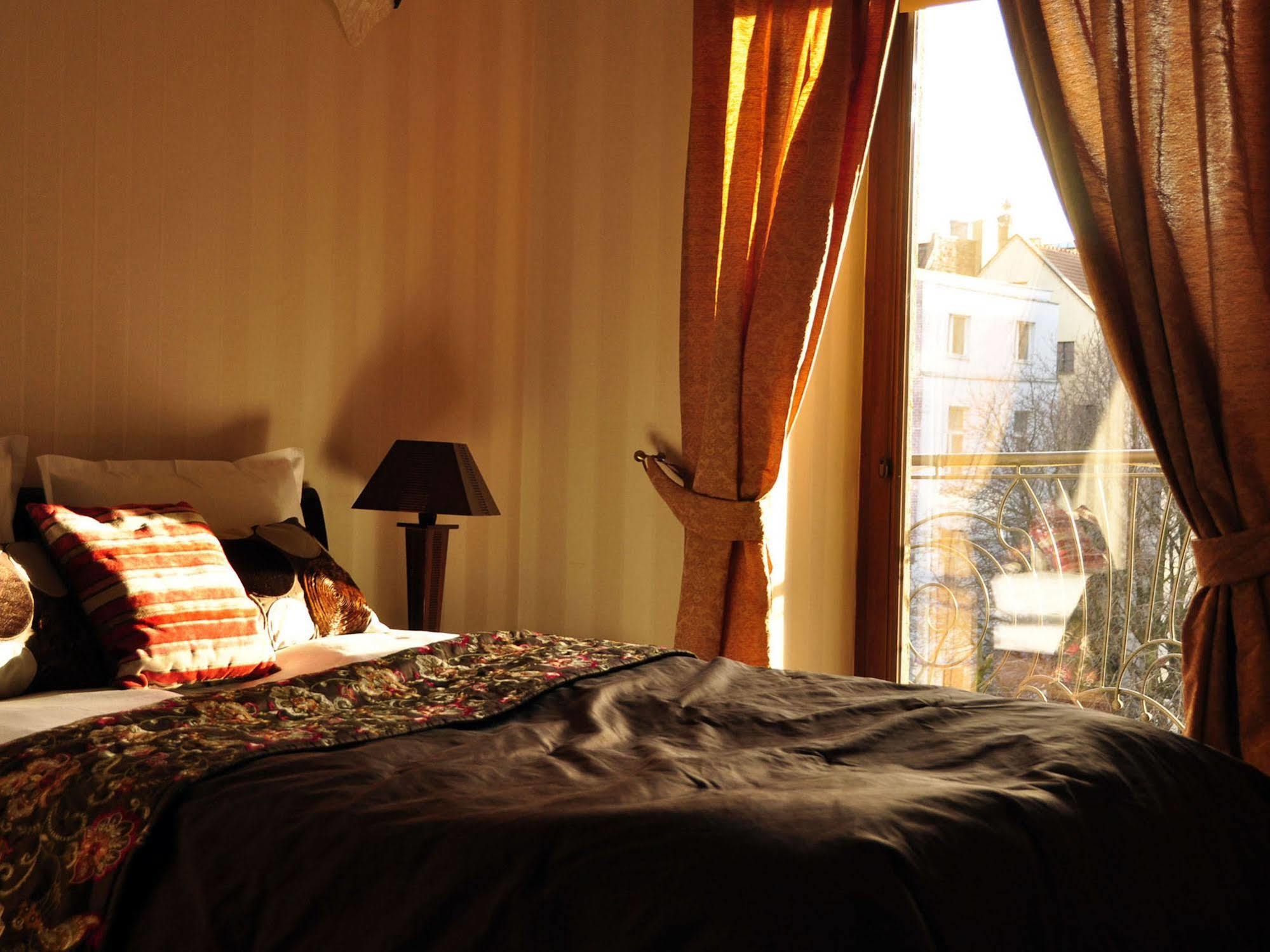 Sleepwalker Boutique Suites Breslavia Exterior foto