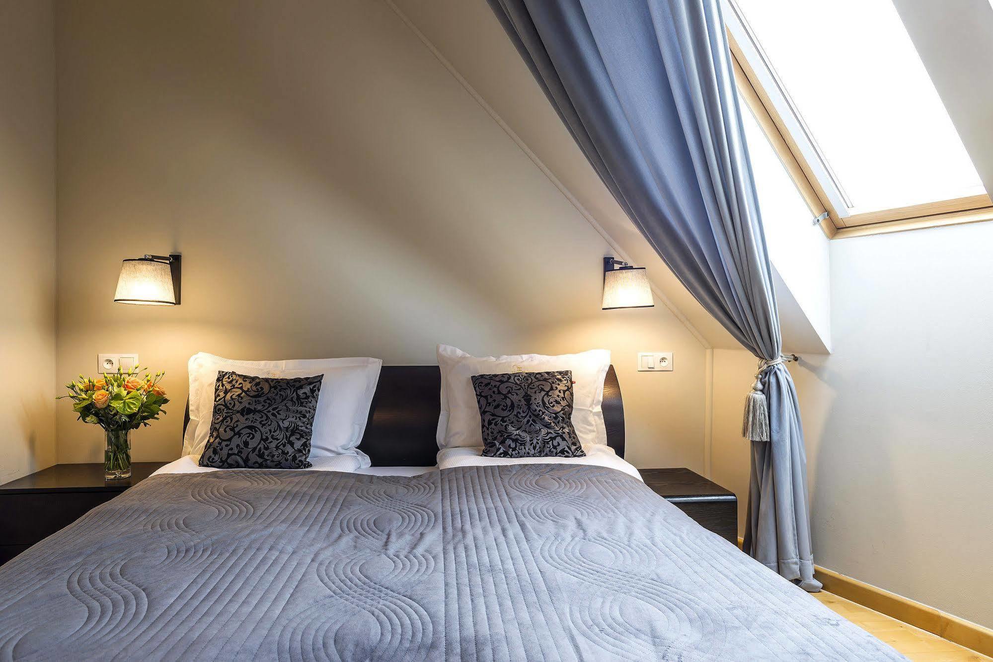 Sleepwalker Boutique Suites Breslavia Exterior foto